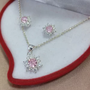 Juegu de Quince Años Rosa